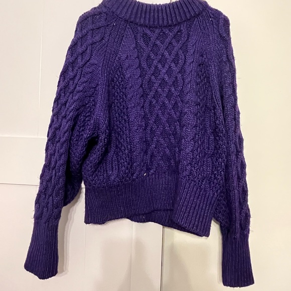 Knitted purple sweater - Picture 2 of 3